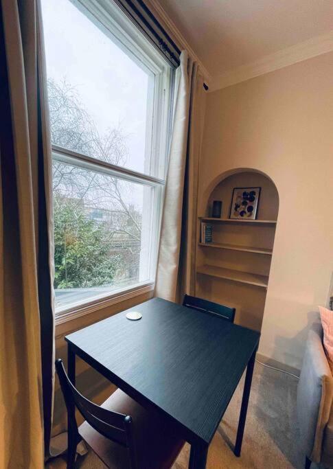 Newly Refurbished, Central Apartment With Permit Parking Bath Exterior foto